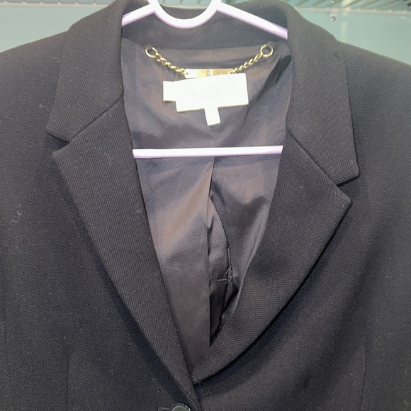 Hobbs Black Blazer with Button Closure - Picture 4 of 7